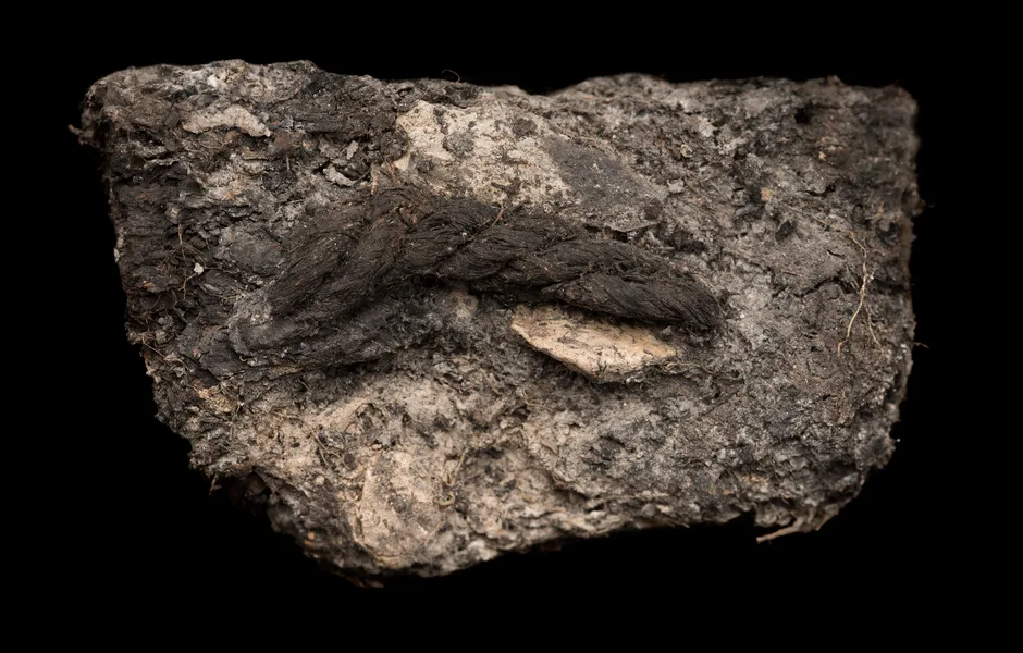 Piece of rope fragment