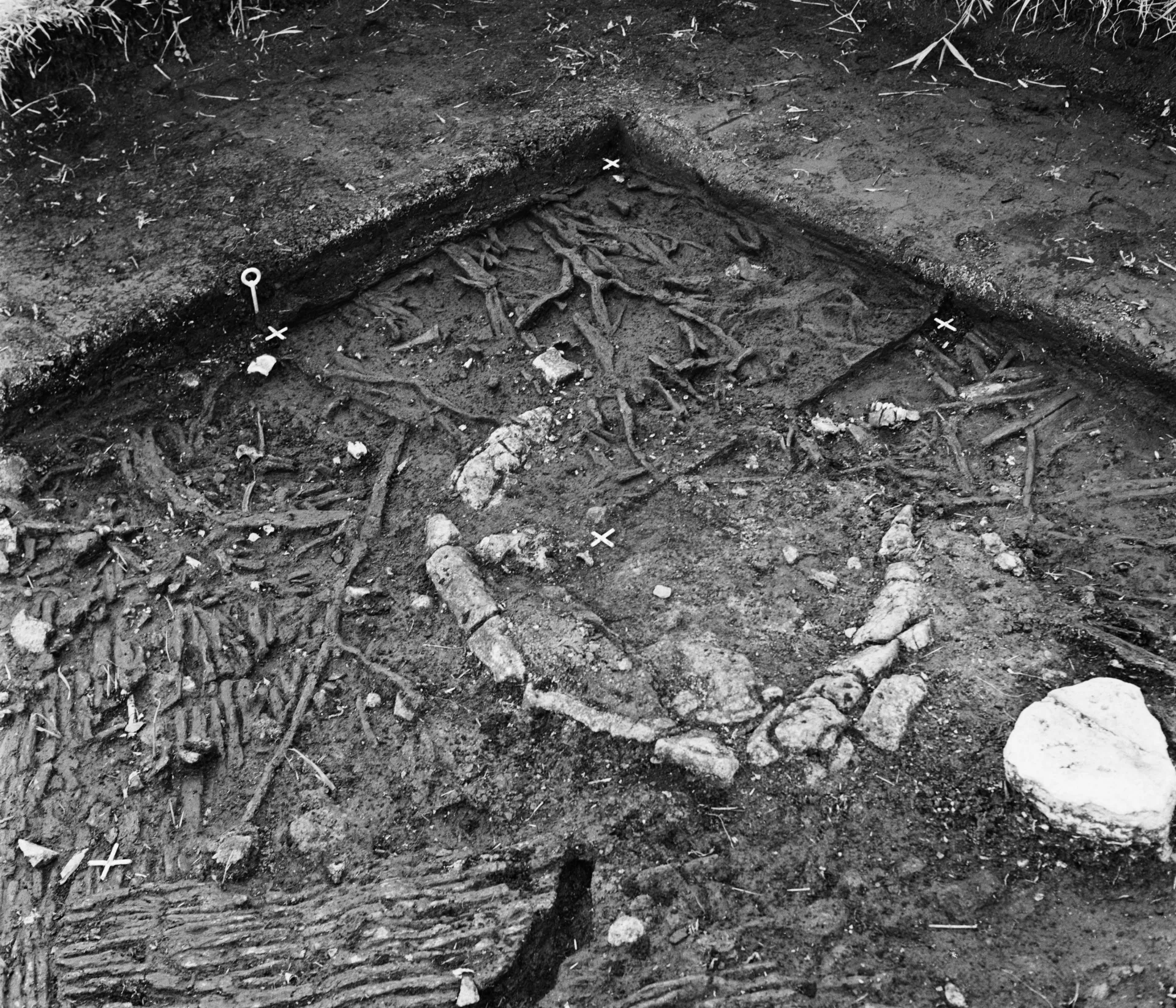 Artefacts lying in an excavation site